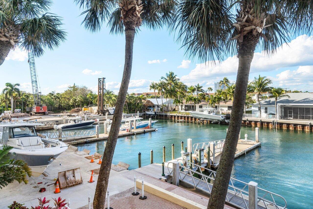029-2640LakeShoreDrive-RivieraBeach-FL-3