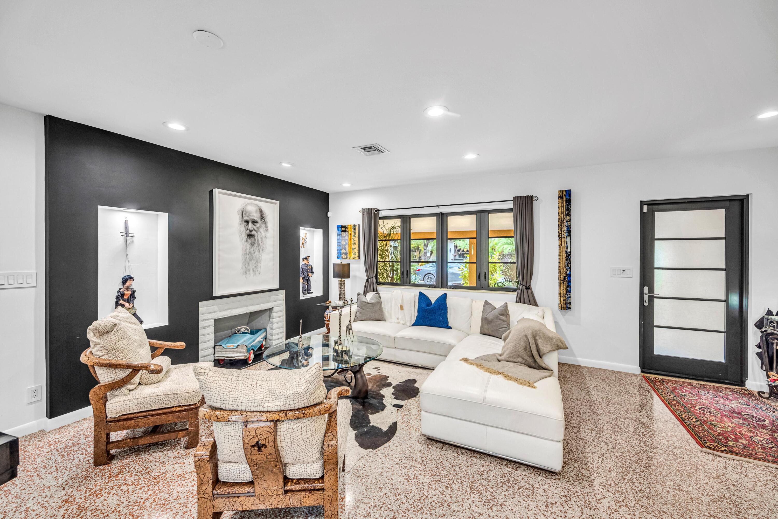 729 NE 19TH AVE-8