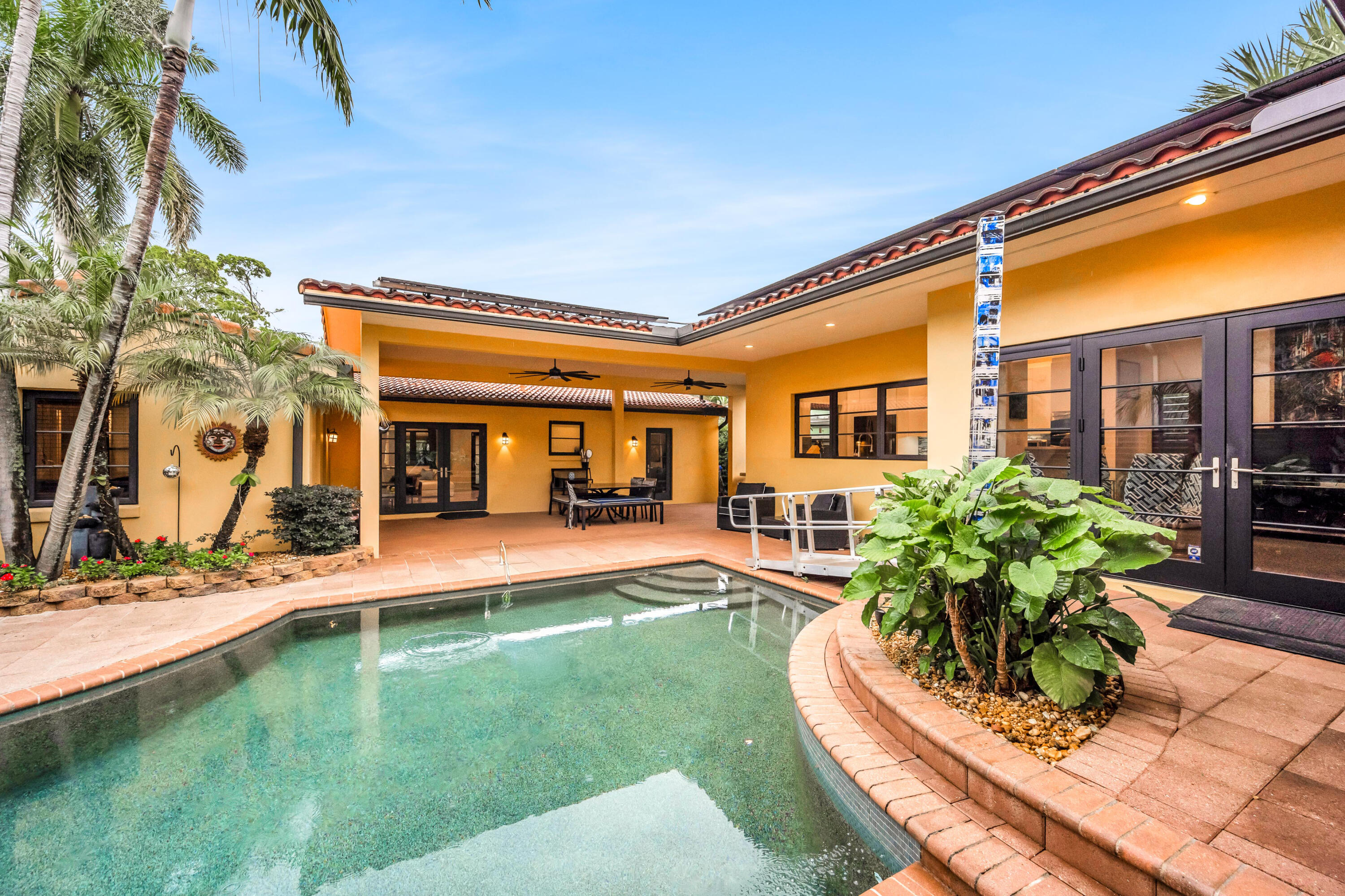 729 NE 19TH AVE-26
