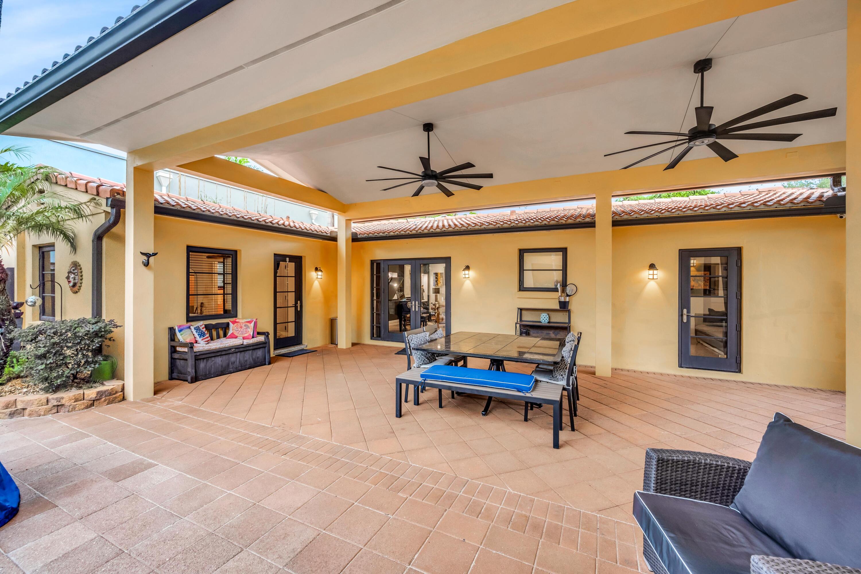 729 NE 19TH AVE-22