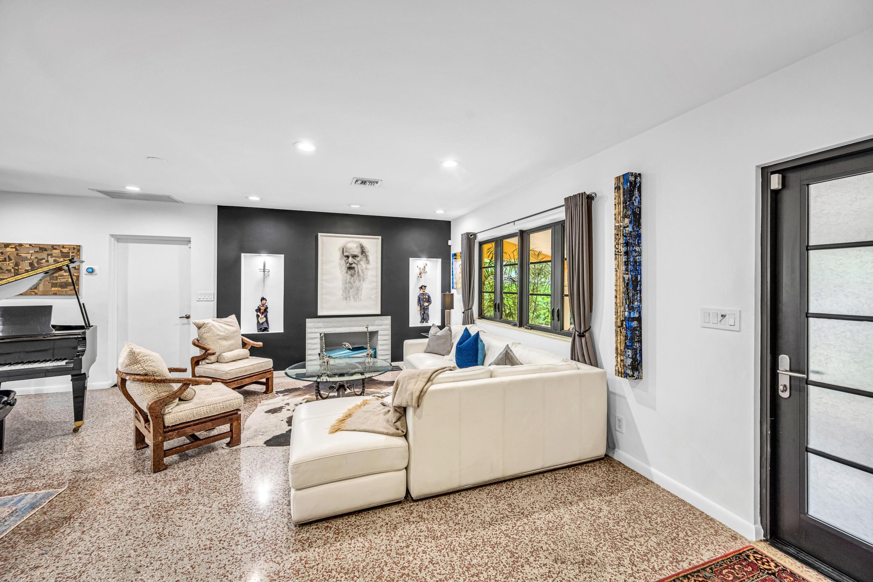 729 NE 19TH AVE-7