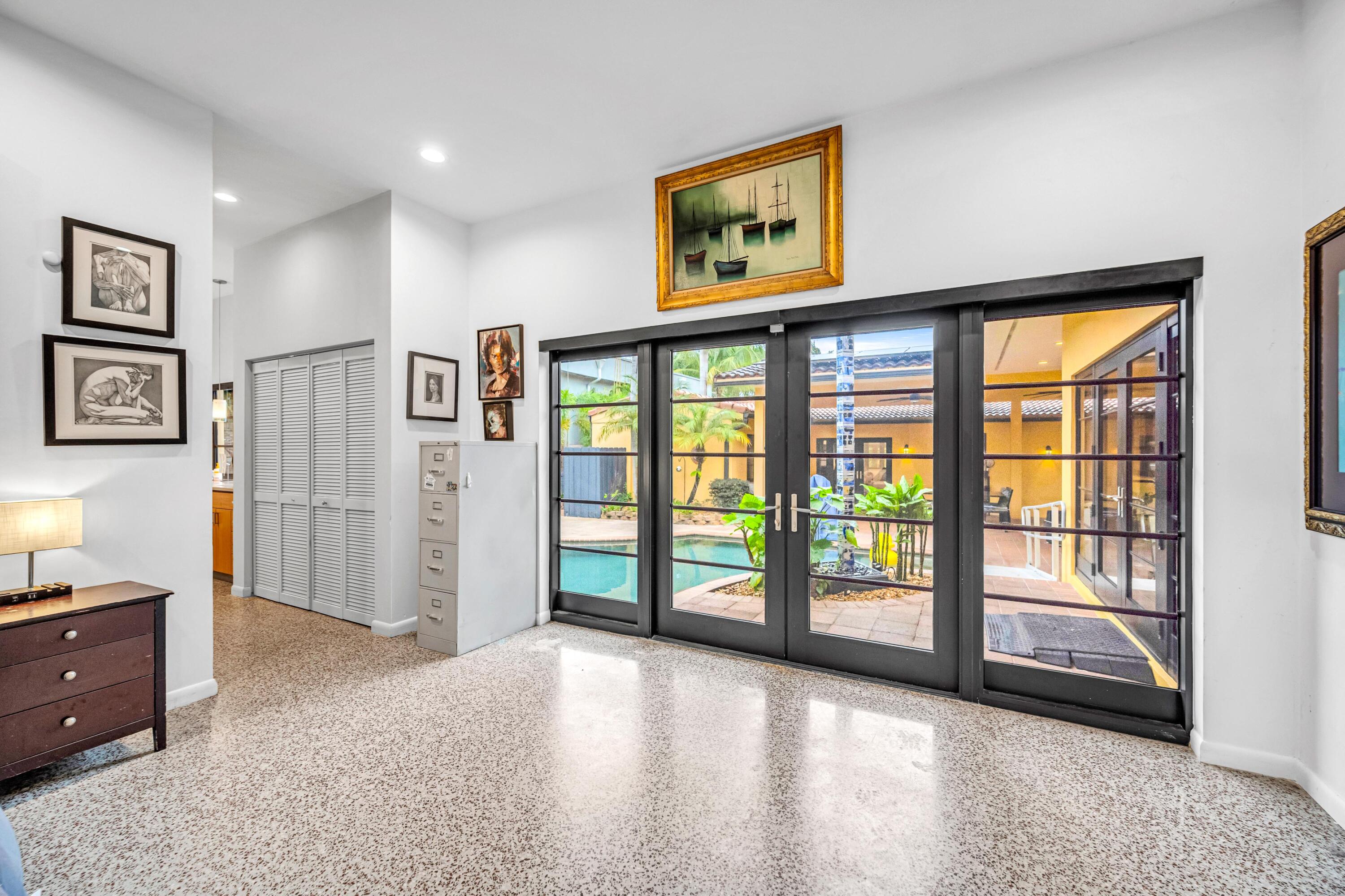 729 NE 19TH AVE-39