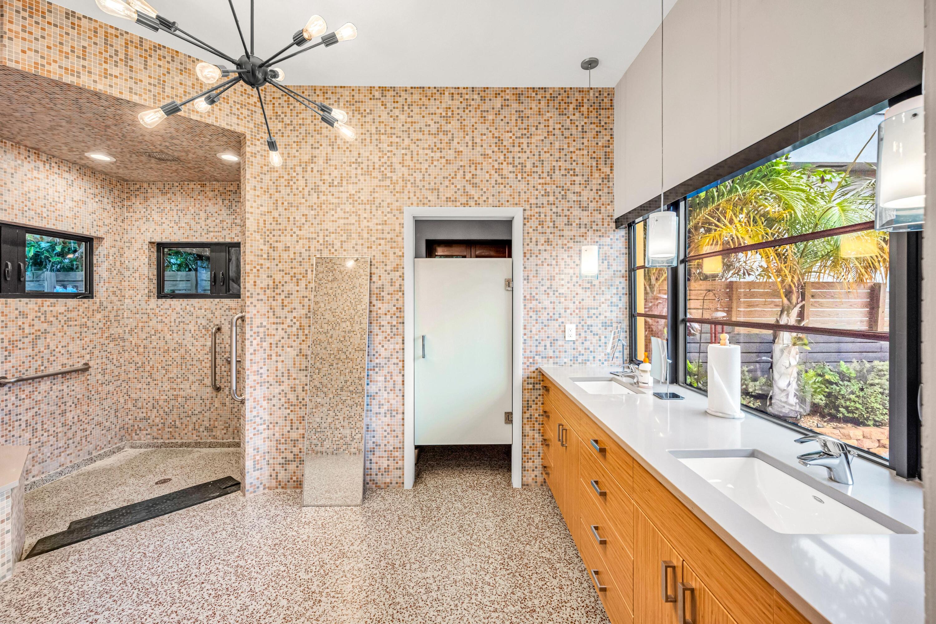 729 NE 19TH AVE-41