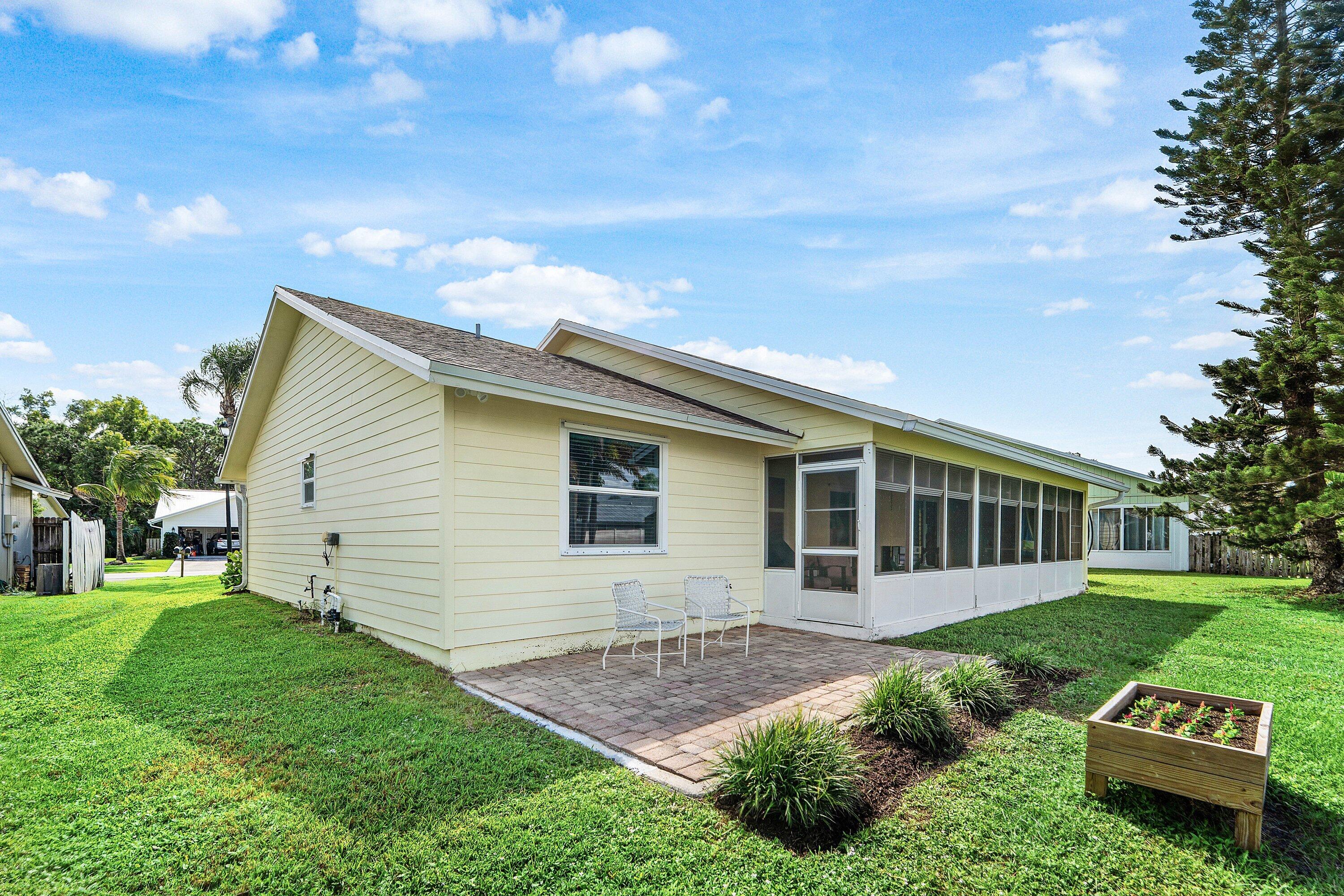 032-4141SoutheastPeppertreeStreet-Stuart
