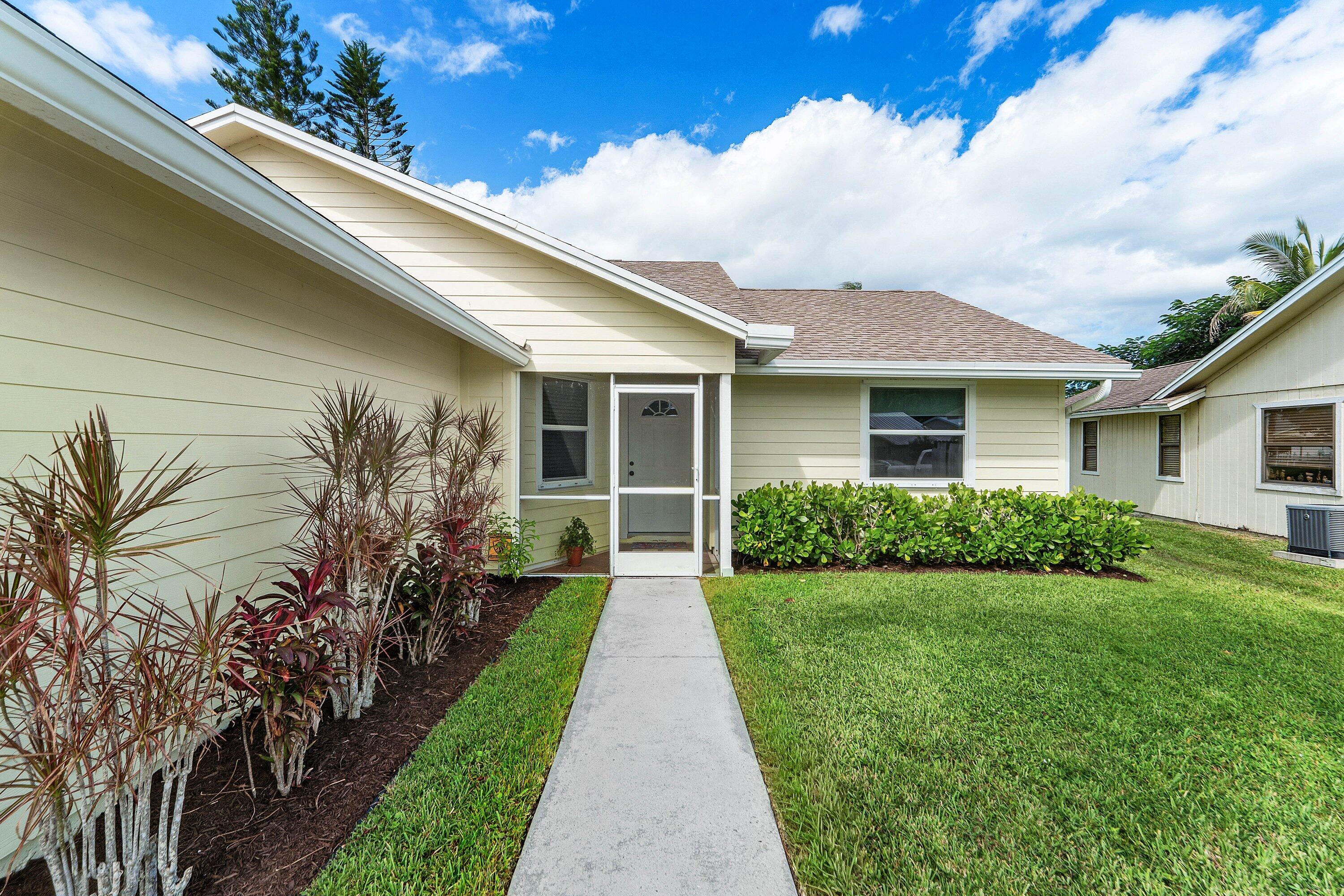 004-4141SoutheastPeppertreeStreet-Stuart