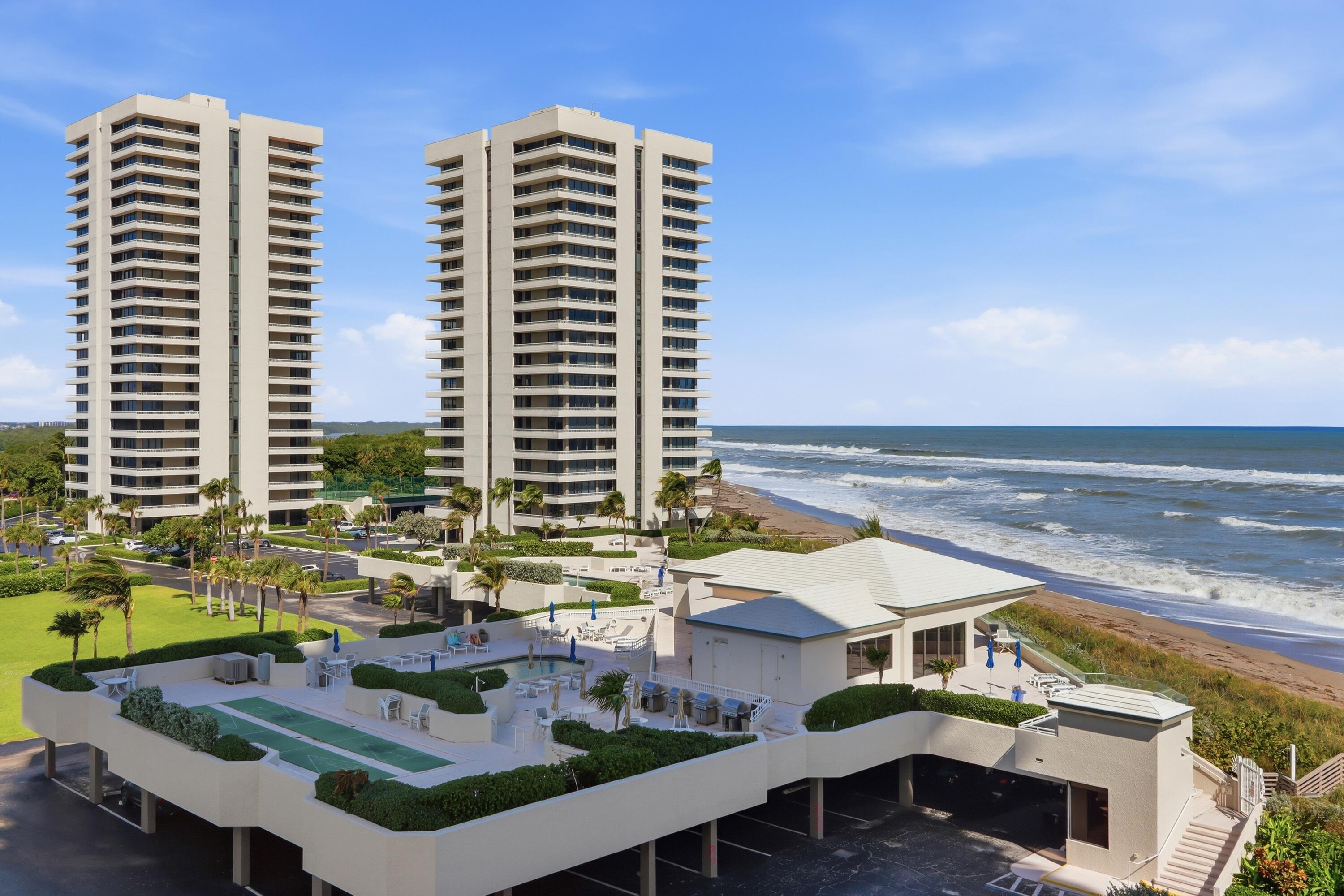 recreation deck & ocean