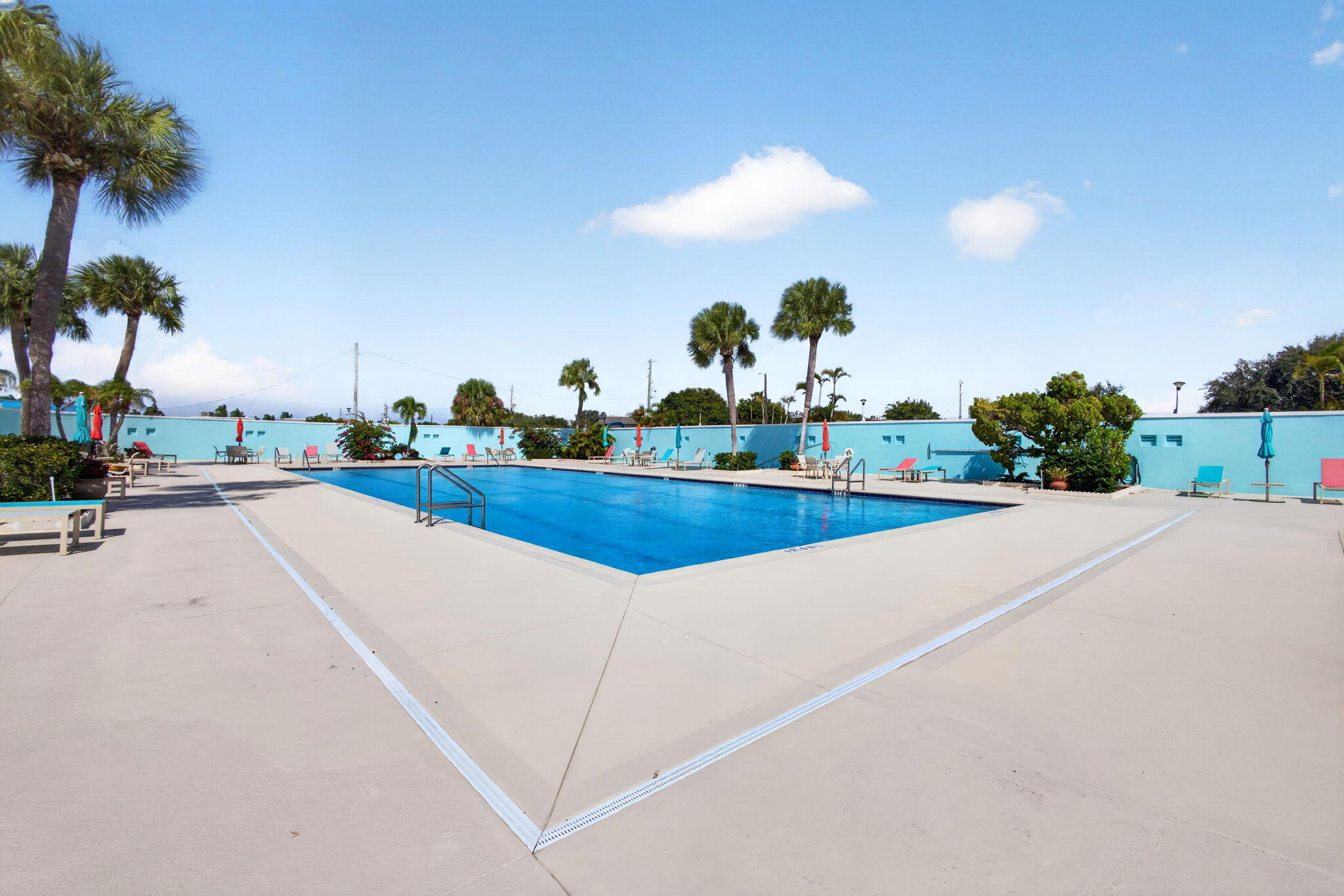Florida sunshine and a resort-style community pool, yes please