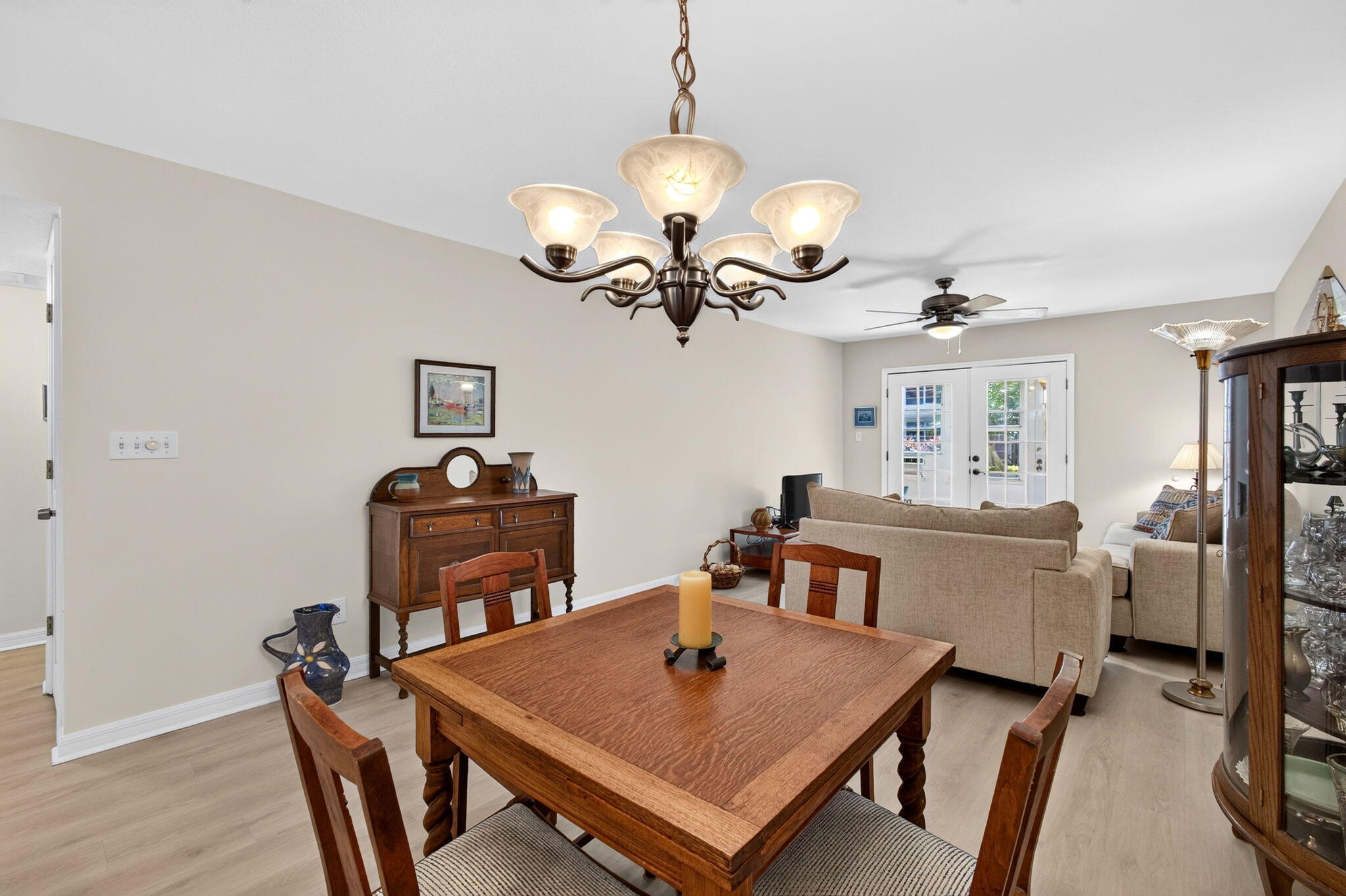 Room to gather, dine and enjoy island life