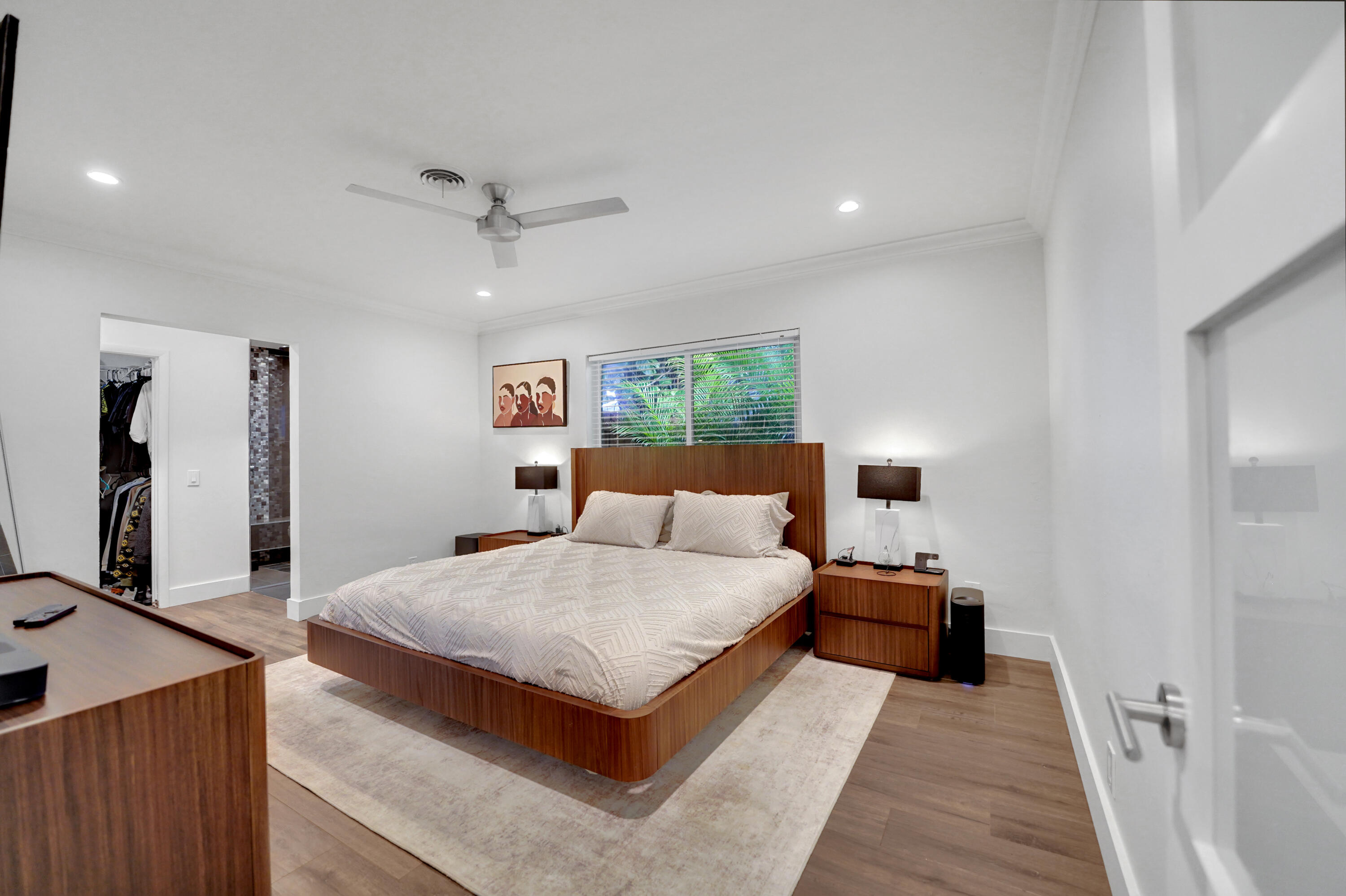 Room featuring recessed lighting, and a ceiling fan