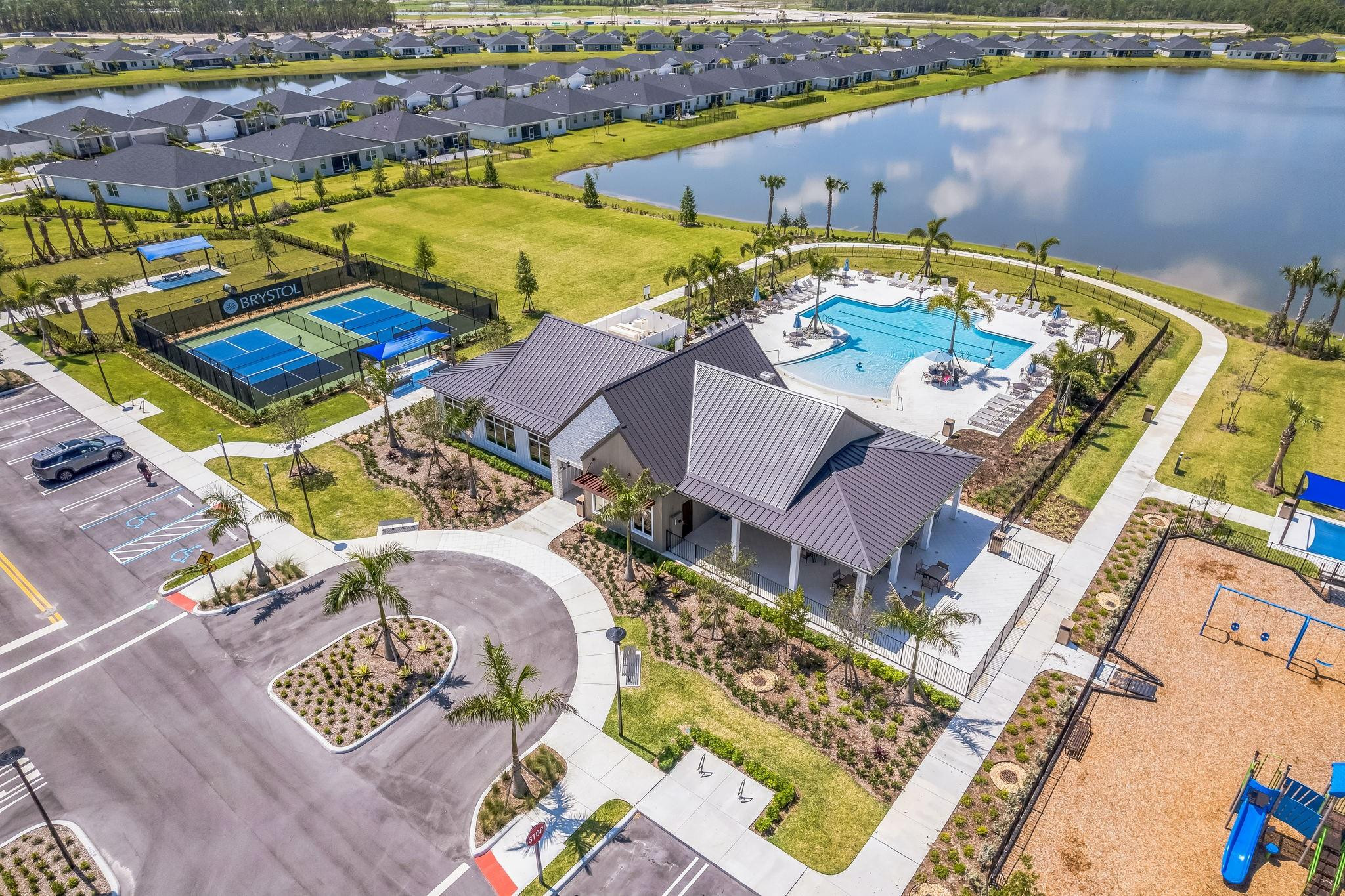10653 NW Suncrest Loop, Port St Lucie, FL 34987