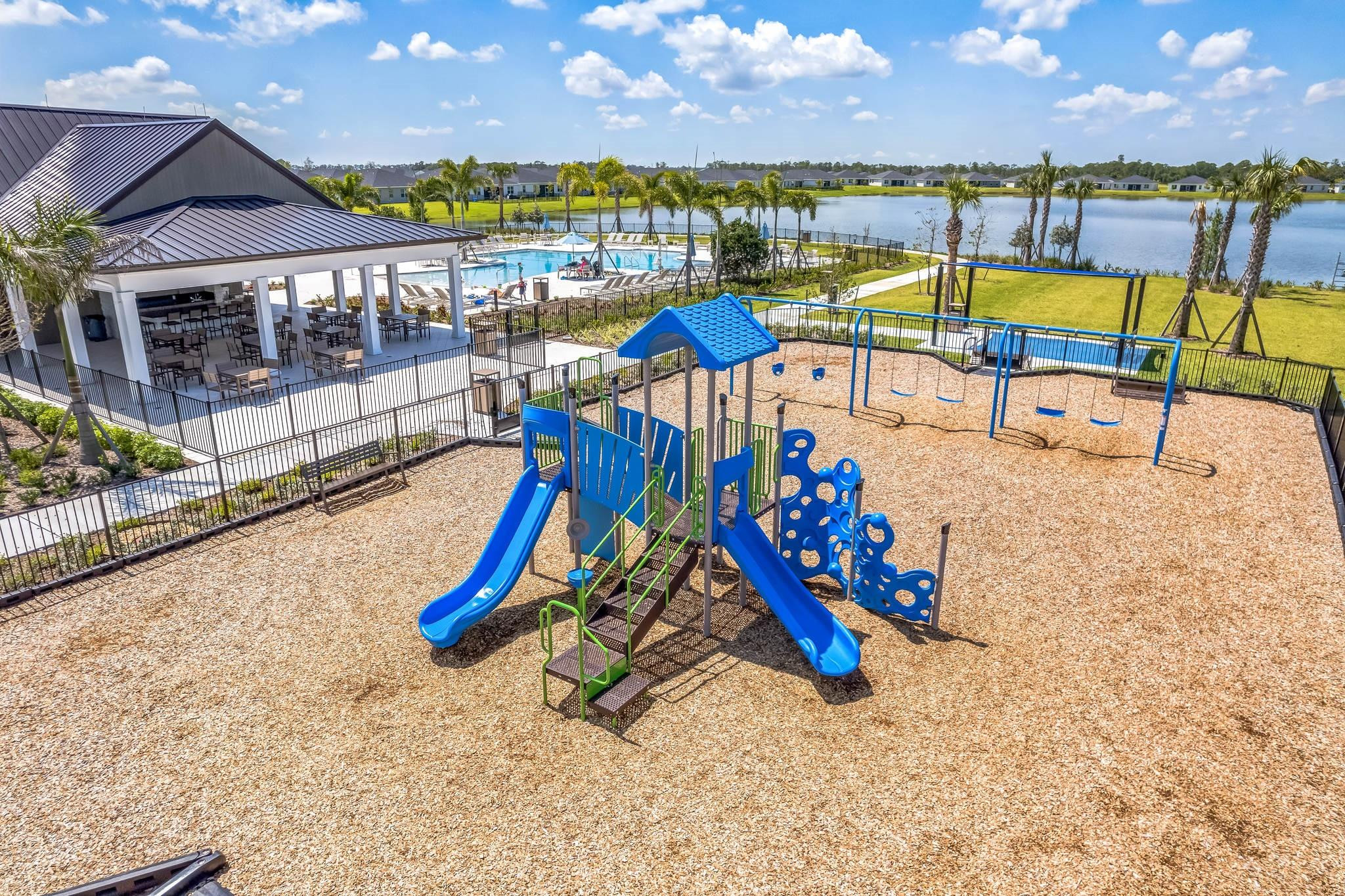 10653 NW Suncrest Loop, Port St Lucie, FL 34987