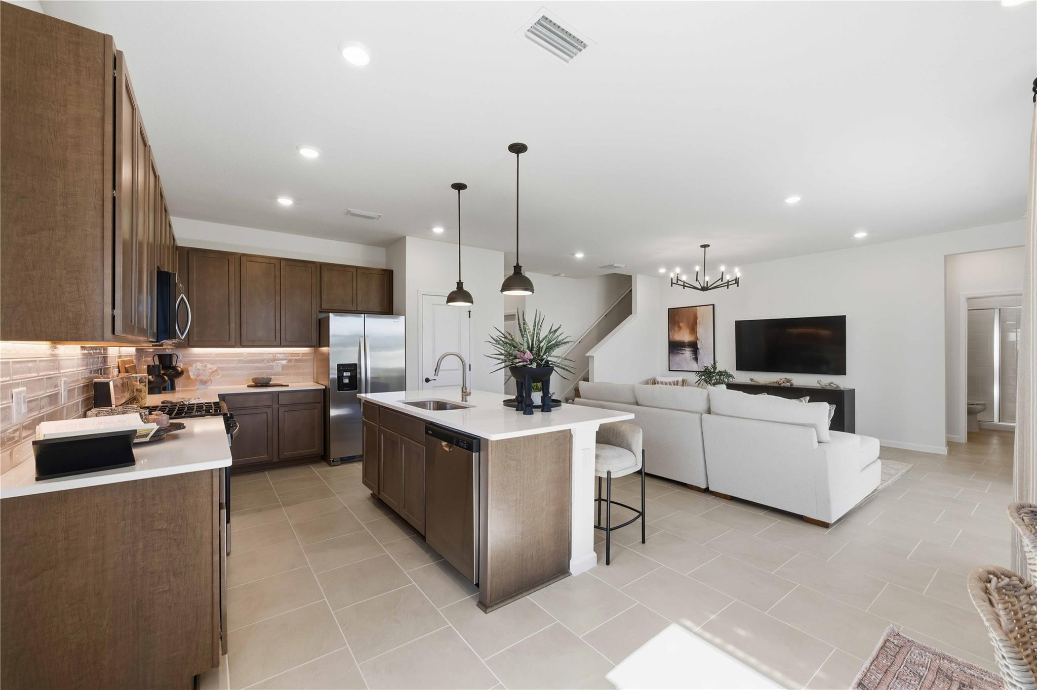 10653 NW Suncrest Loop, Port St Lucie, FL 34987