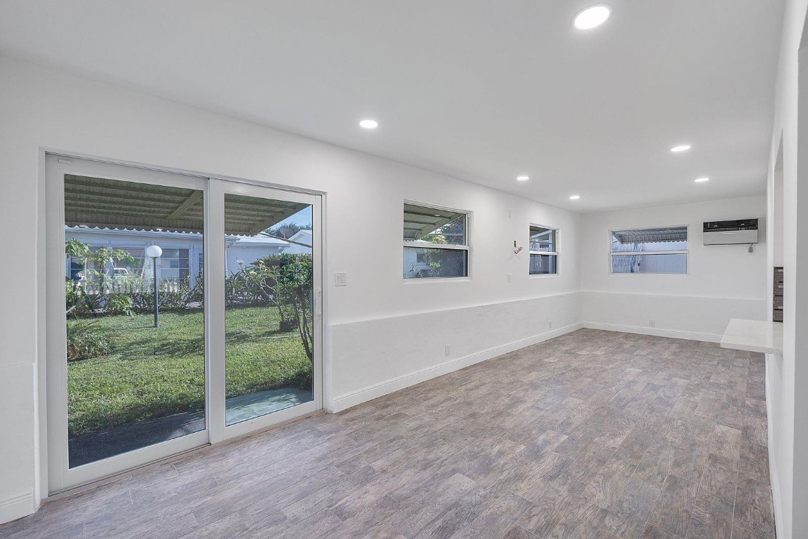 370 S Golf Boulevard, Pompano Beach, FL 33064 370 S Golf Boulevard, Pompano Beach, FL 33064