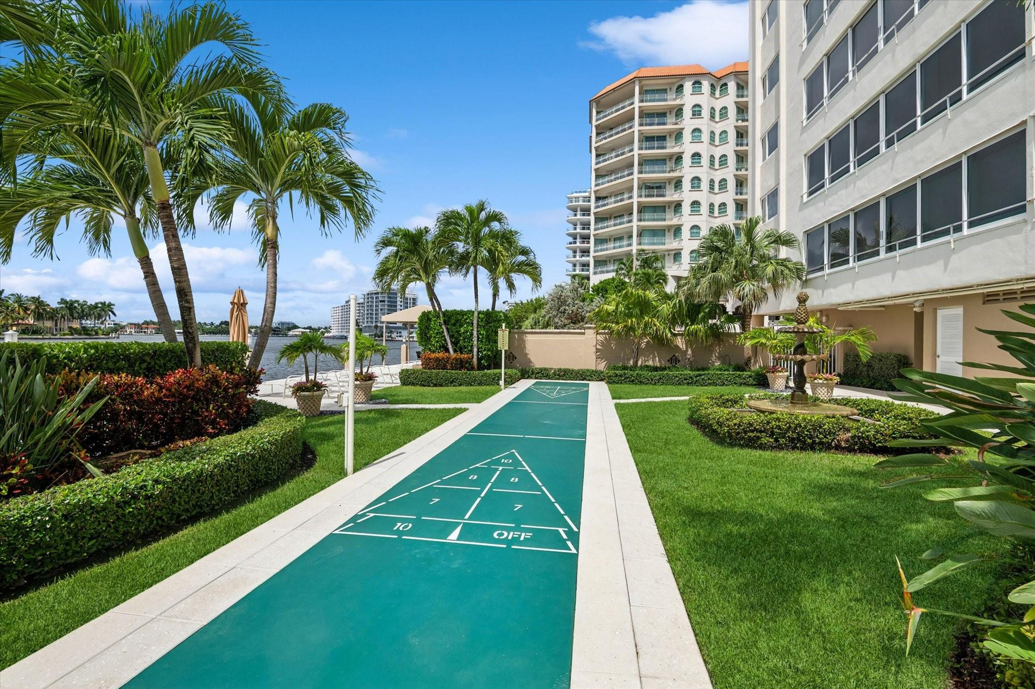 215 N Birch Road, #2b, Fort Lauderdale, FL 33304
