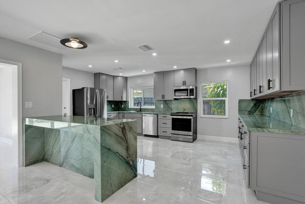 1424 Adams Street, Hollywood, FL 33020