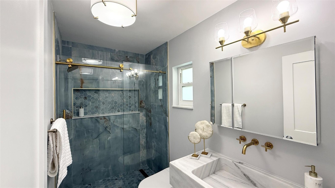 1424 Adams Street, Hollywood, FL 33020