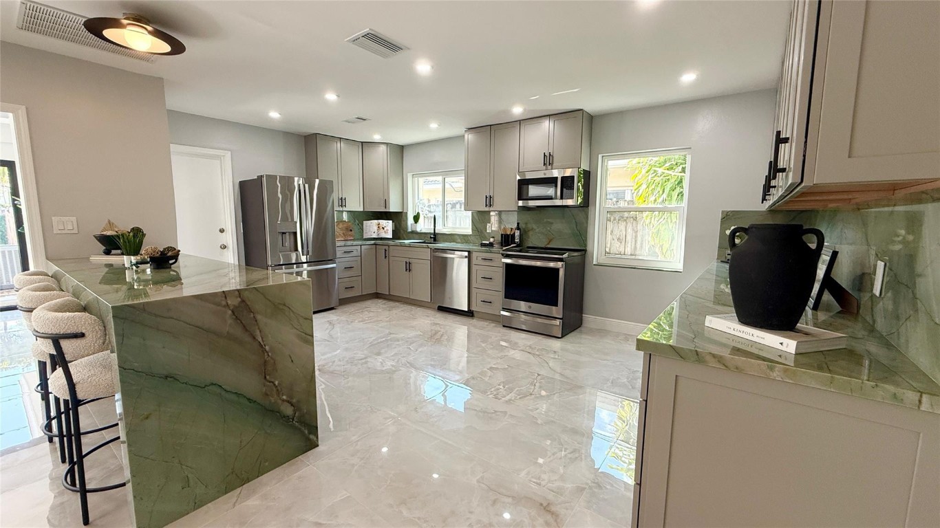 1424 Adams Street, Hollywood, FL 33020