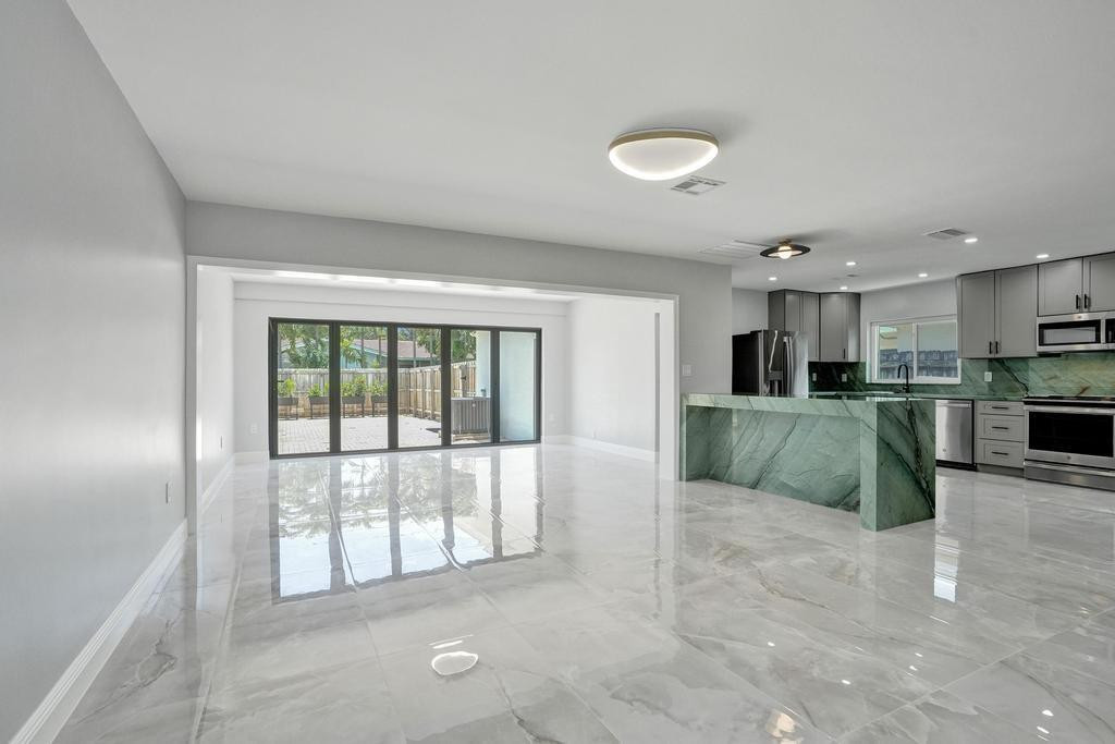 1424 Adams Street, Hollywood, FL 33020