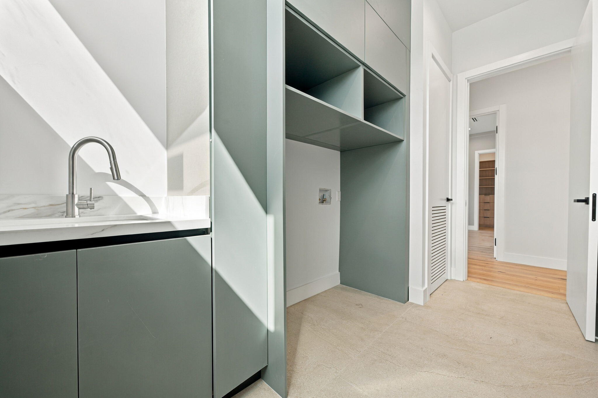 37-web-or-mls-624-sw-8th-ave