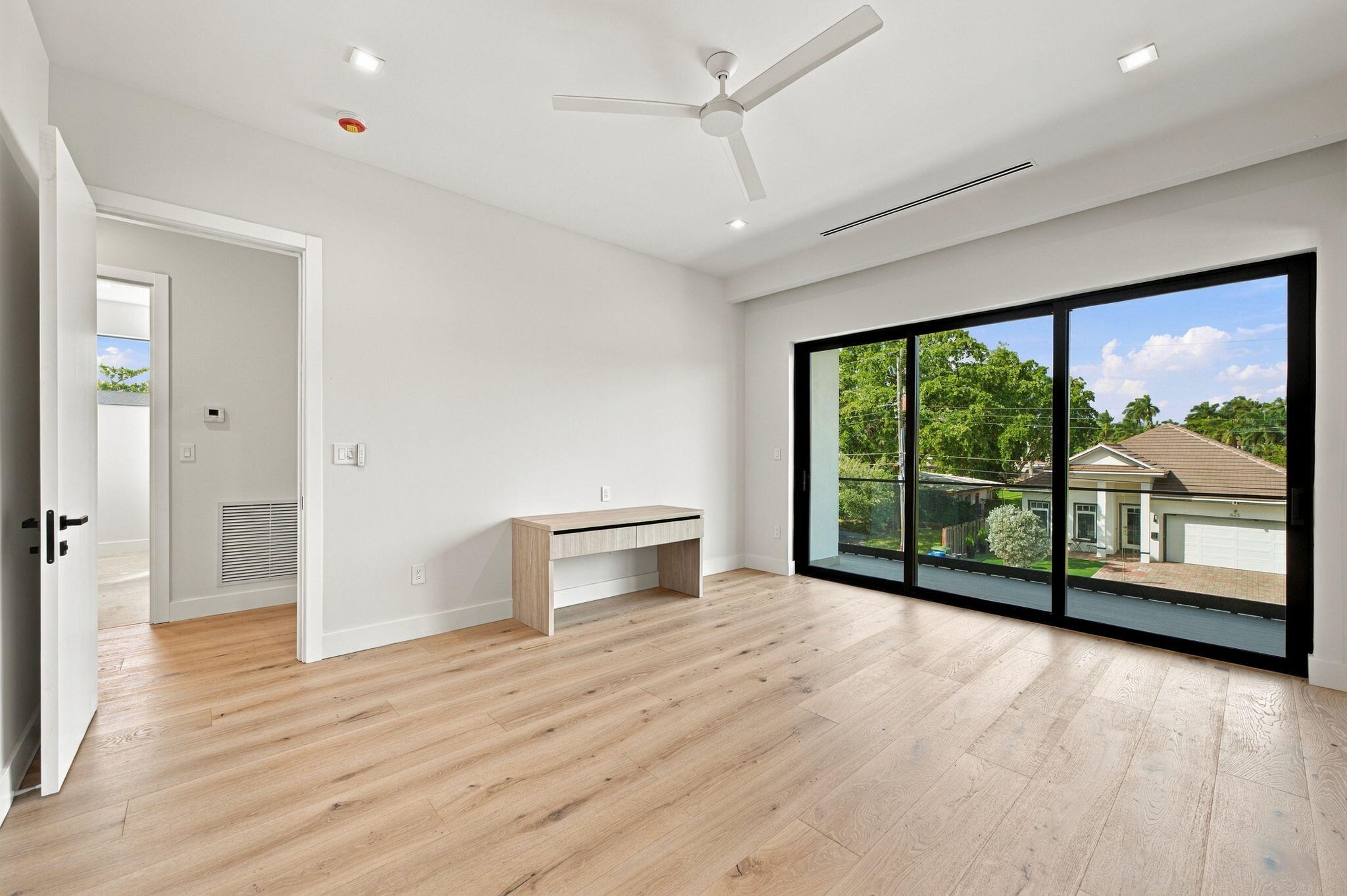 33-web-or-mls-624-sw-8th-ave