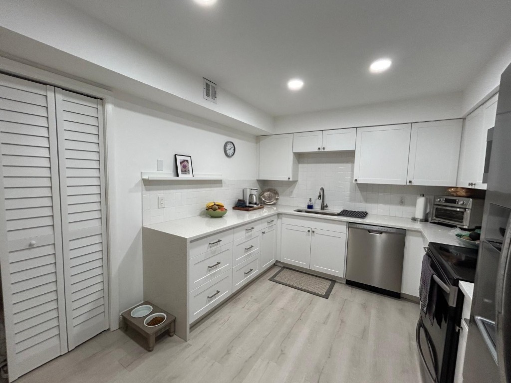 16325 Golf Club Road, #109, Weston, FL 33326 16325 Golf Club Road, #109, Weston, FL 33326
