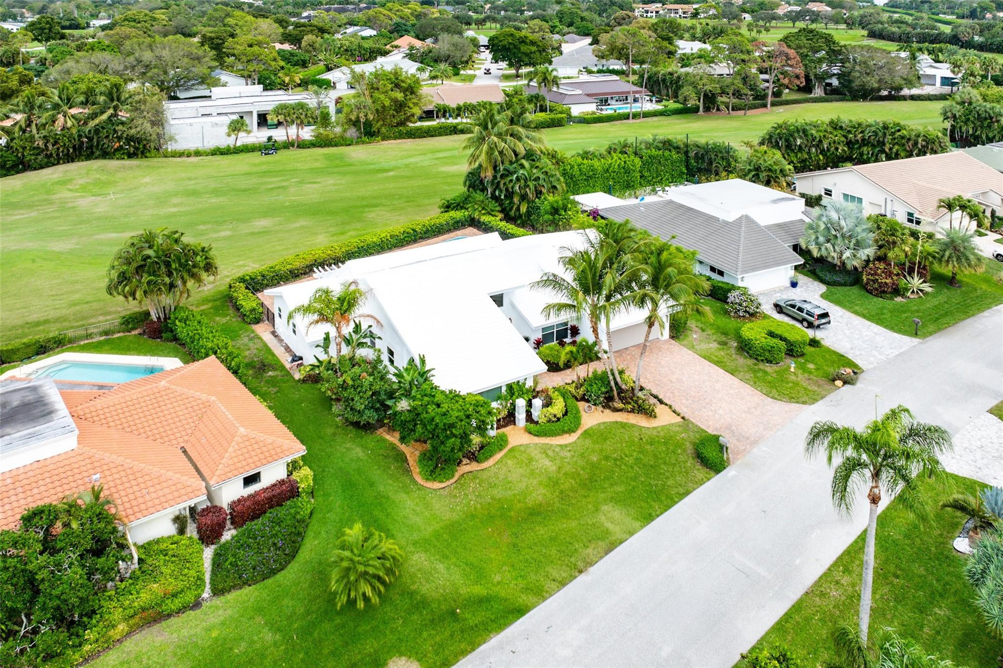 4877 Pineview Circle, Delray Beach, FL 33445