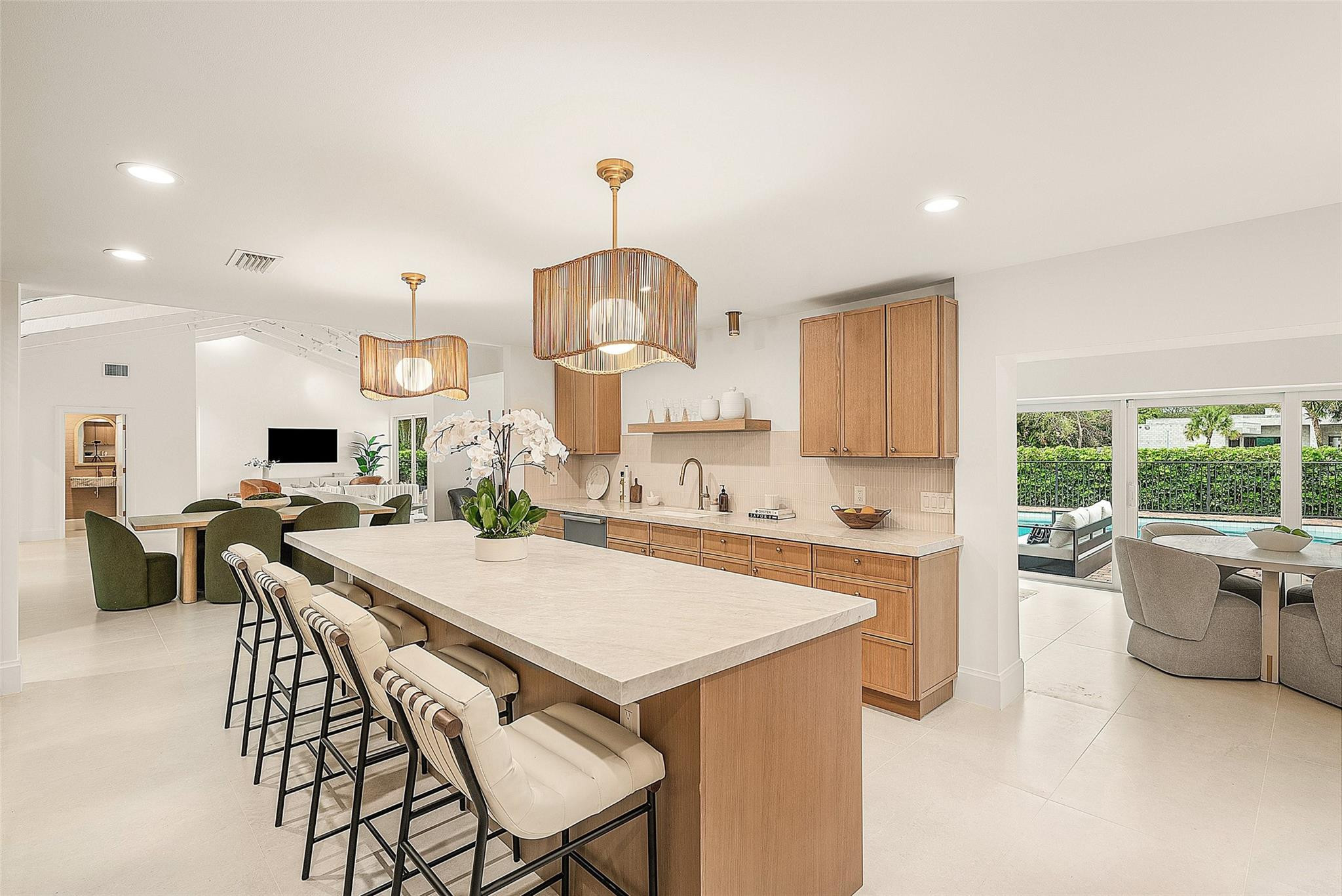 4877 Pineview Circle, Delray Beach, FL 33445