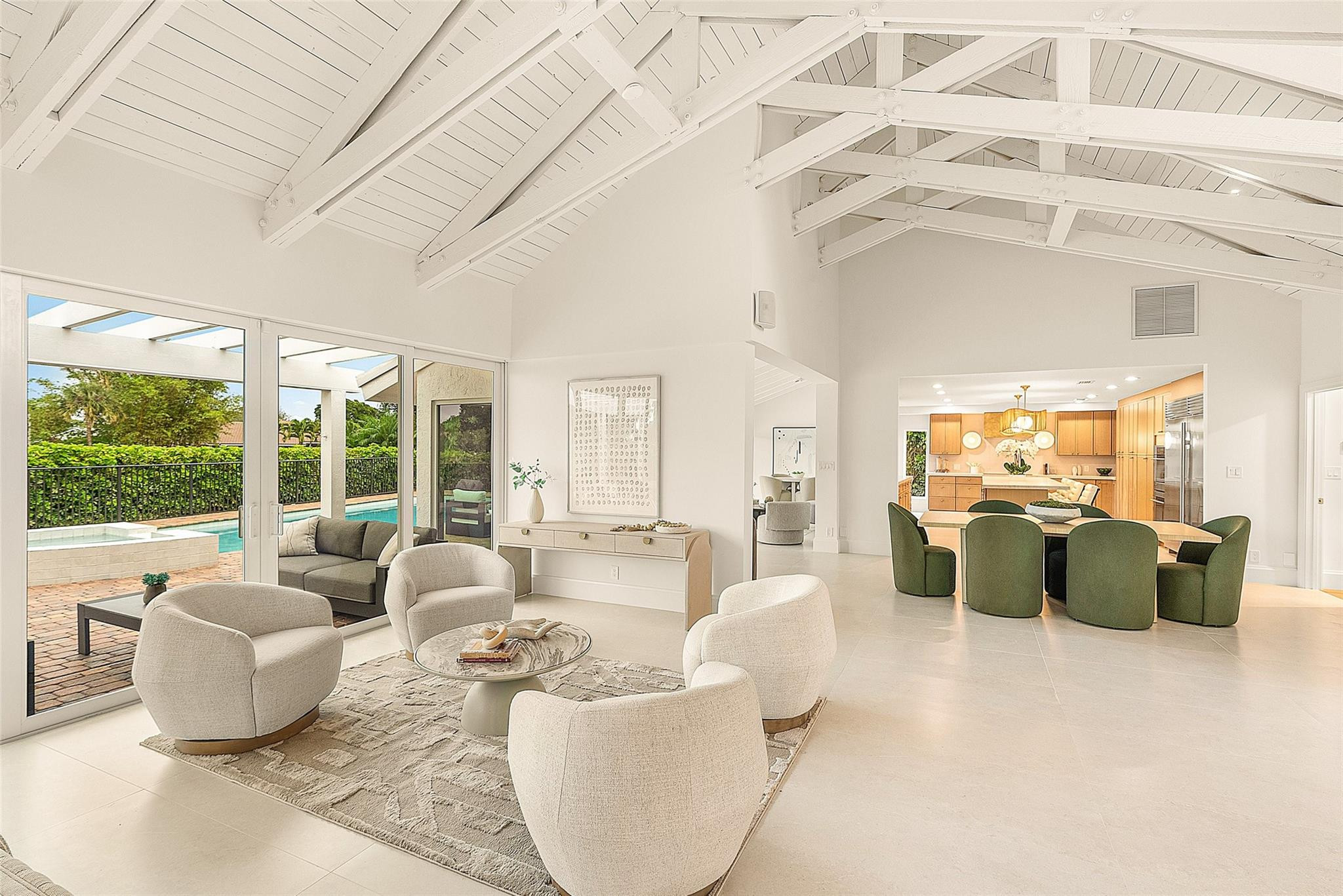 4877 Pineview Circle, Delray Beach, FL 33445