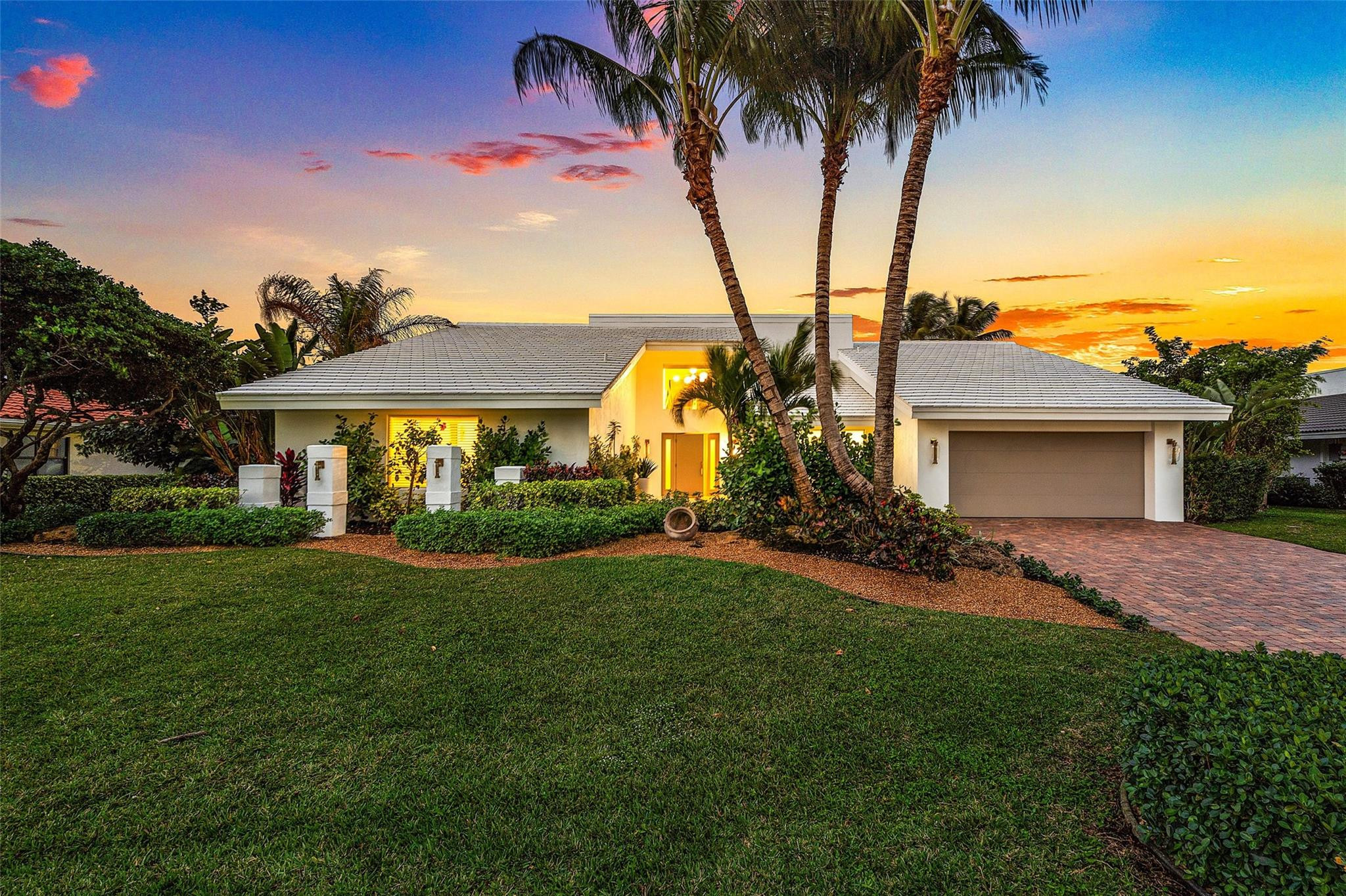 4877 Pineview Circle, Delray Beach, FL 33445