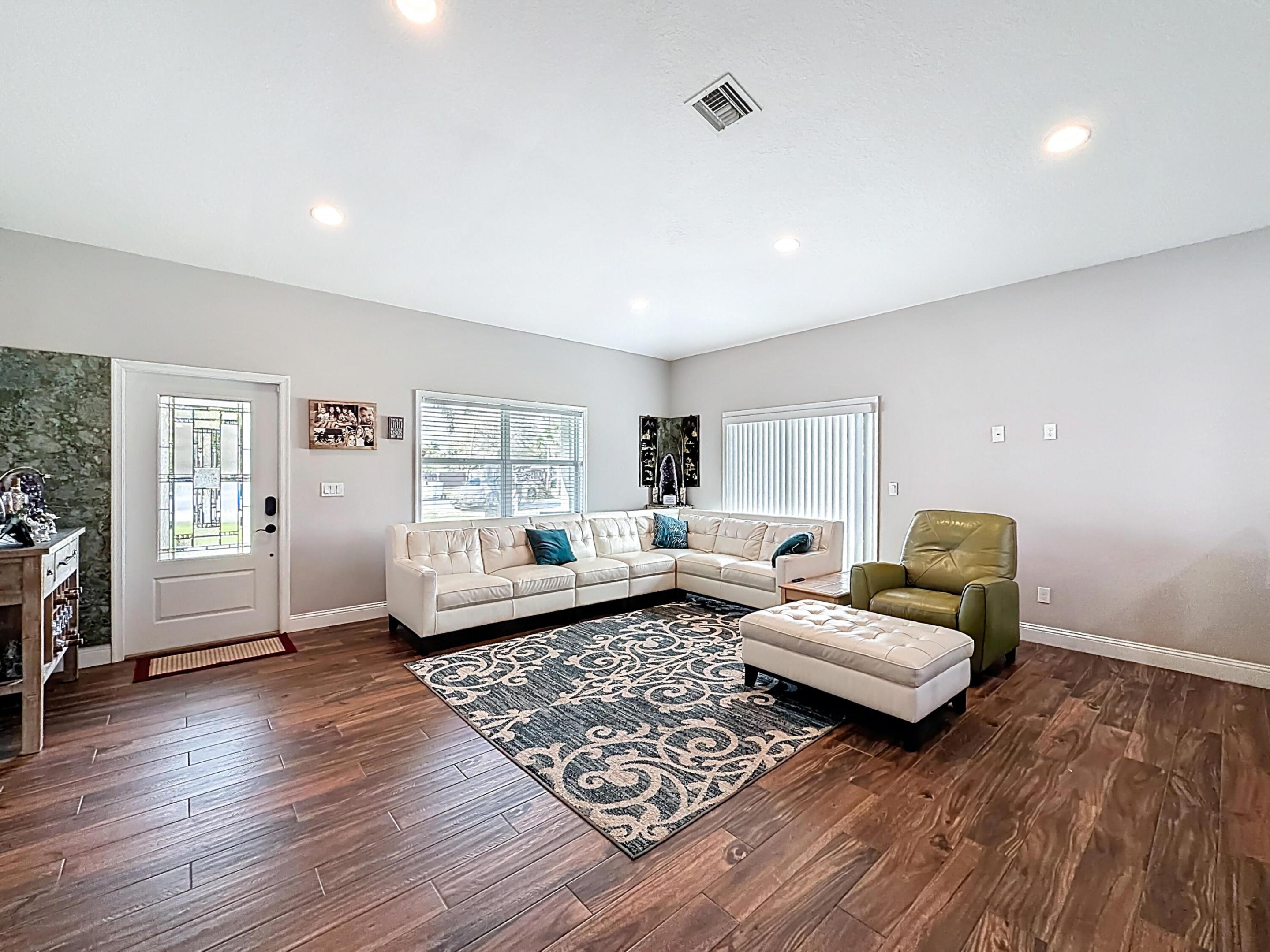 2643 Kentucky Street-20 2643 Kentucky Street-20