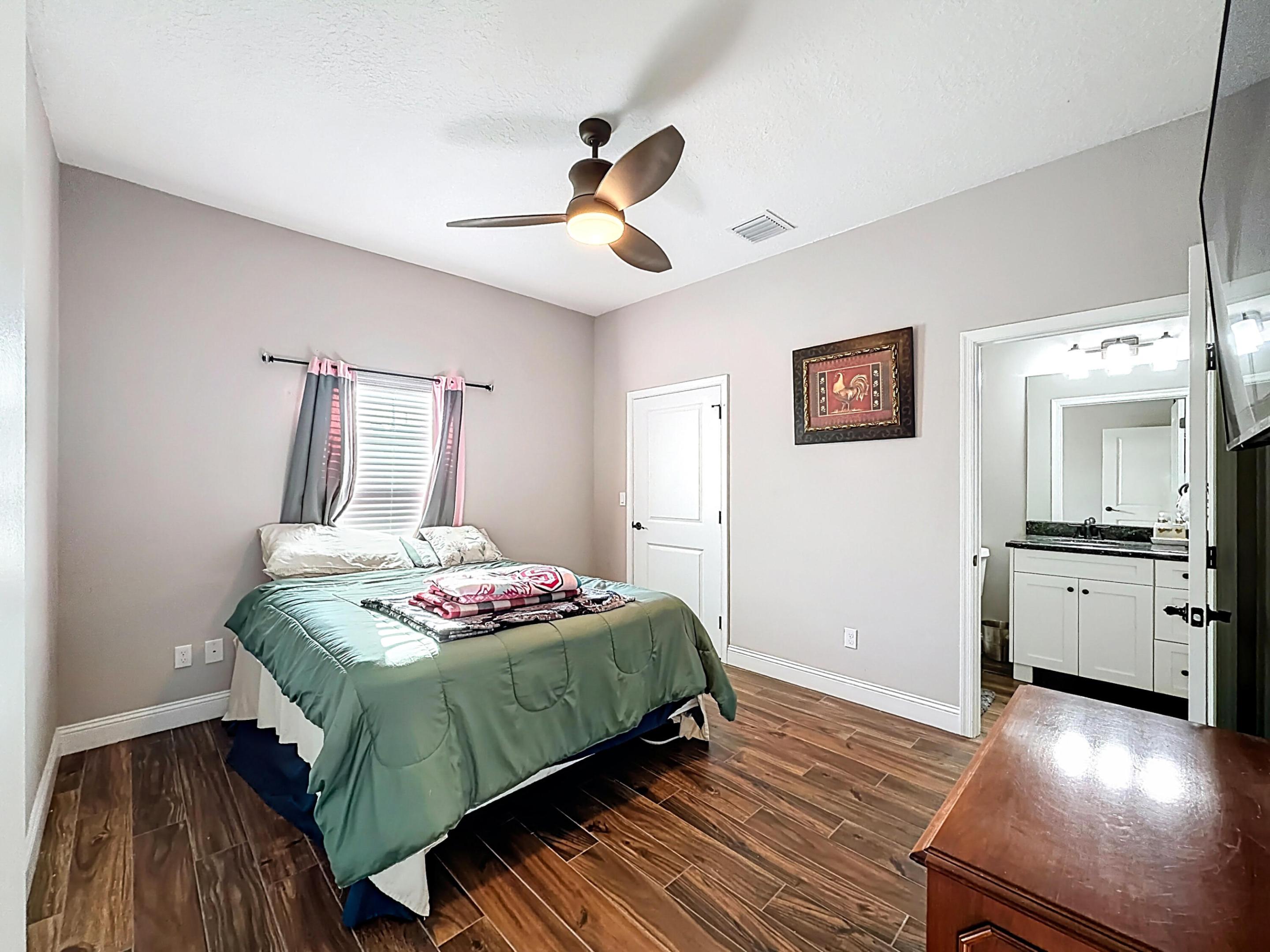 2643 Kentucky Street-36