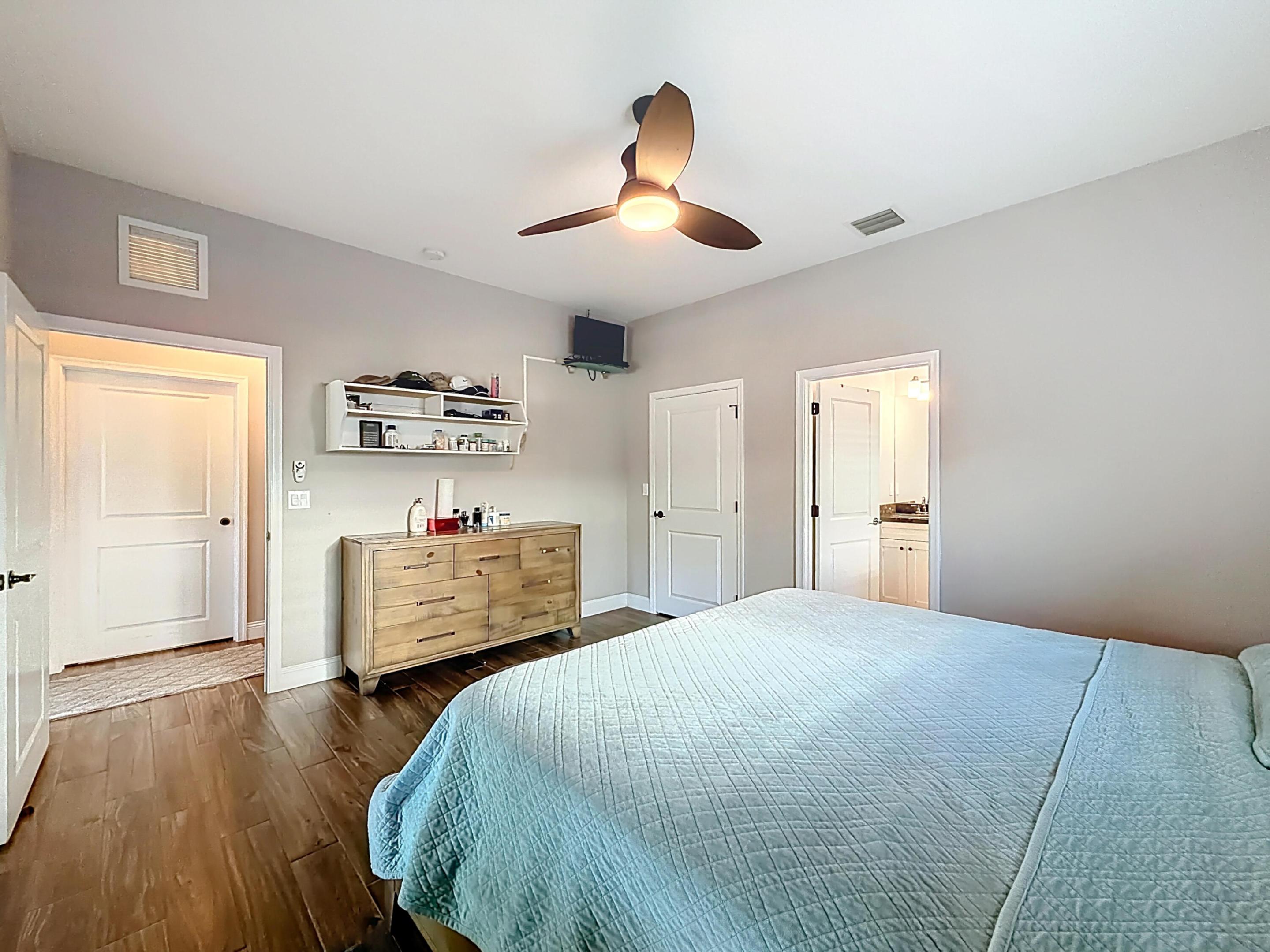 2643 Kentucky Street-46