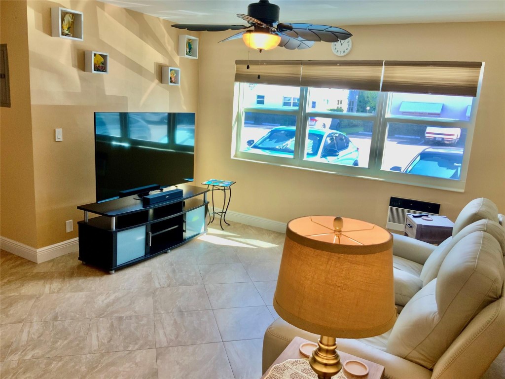 700 Bayshore Drive, #13, Fort Lauderdale, FL 33304