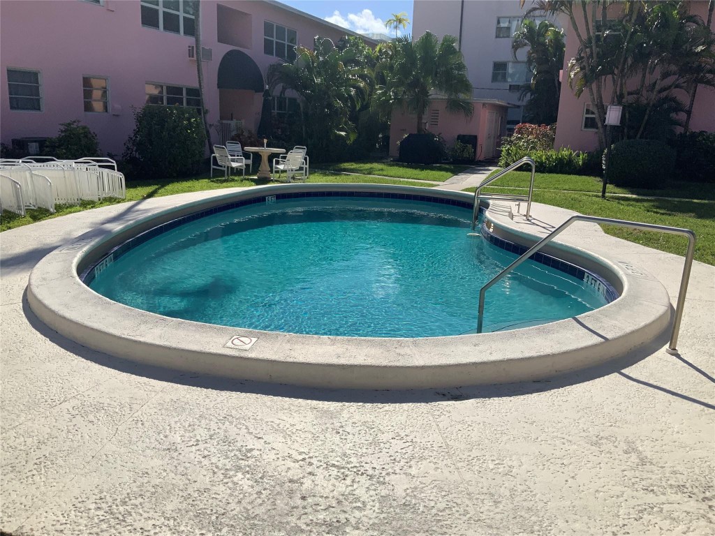 700 Bayshore Drive, #13, Fort Lauderdale, FL 33304