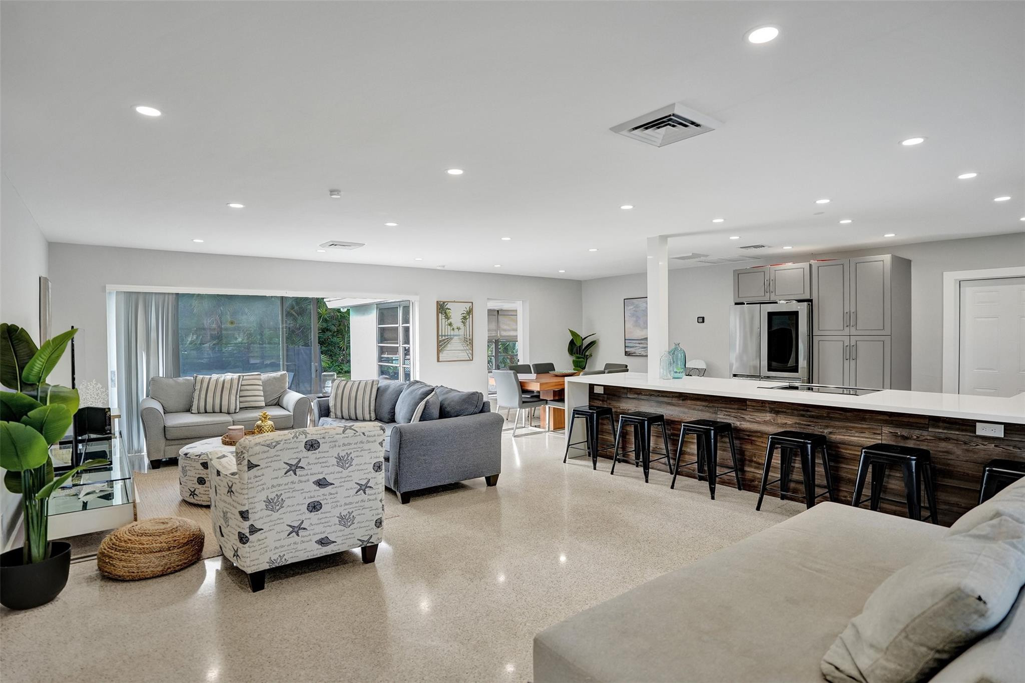 260 Allenwood Drive, Lauderdale By The Sea, FL 33308