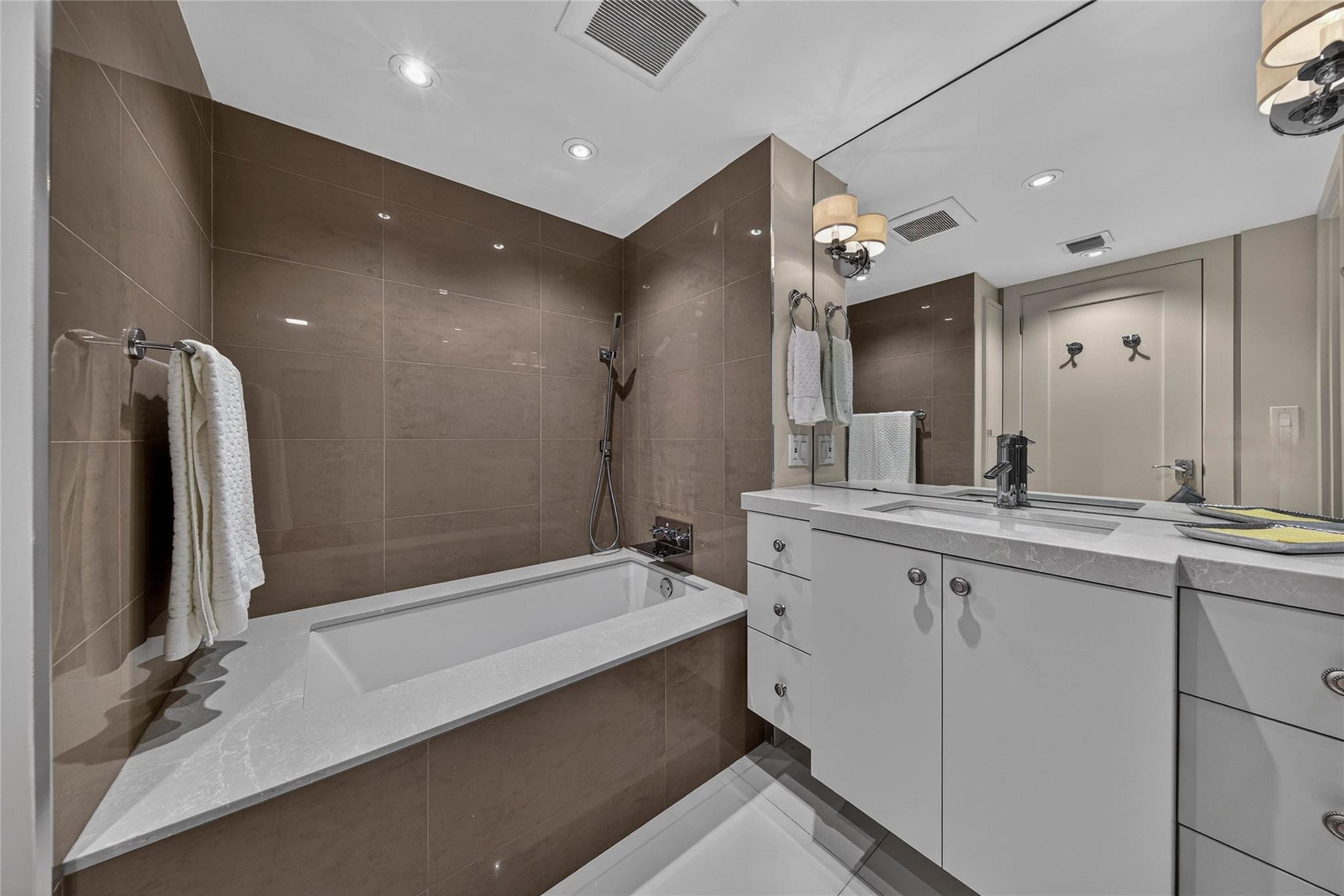 Northern Second Primary Bathroom