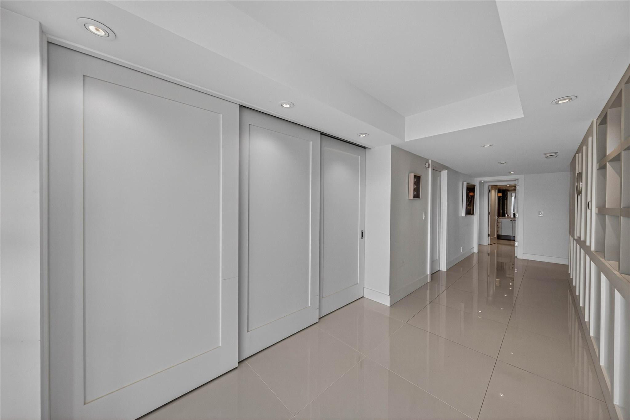 Northern Family Room With The Sliding Wall System Closed