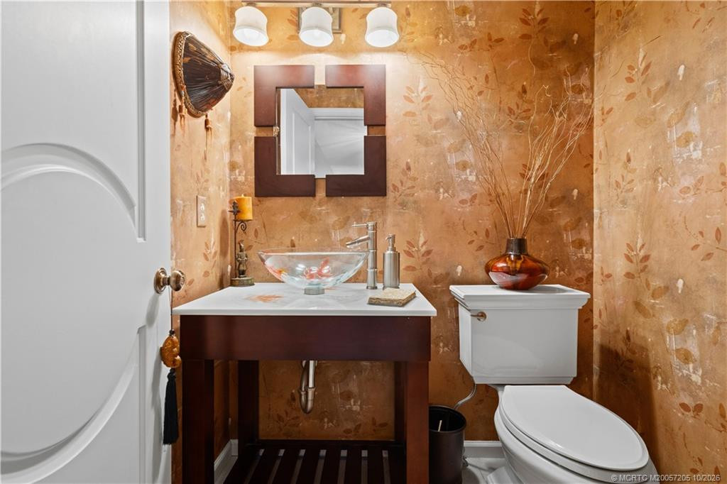 powder room