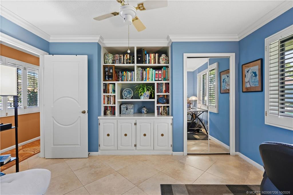 Use this guest room as an office or for guests