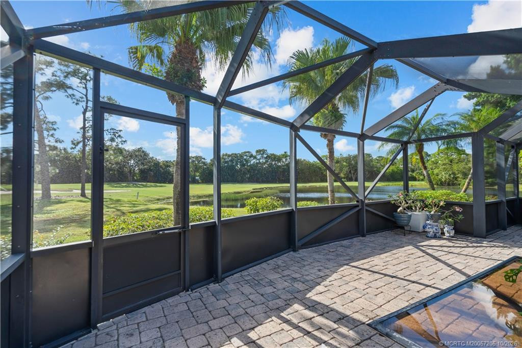 outstanding views of paradise