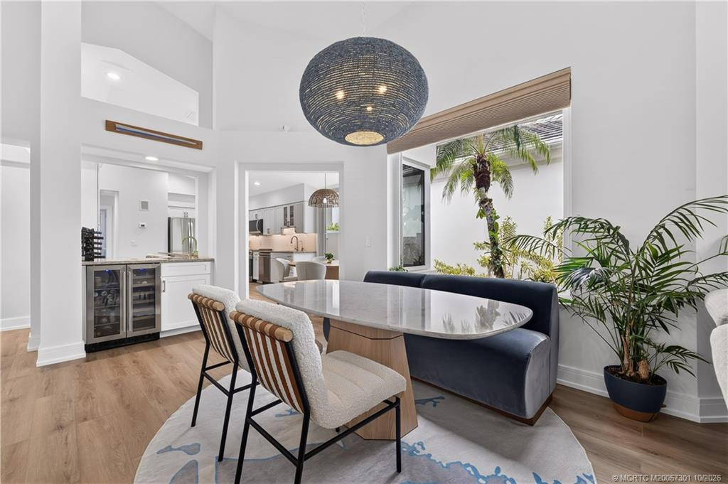 Dining, bar, kitchen