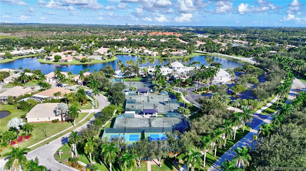 Photo 37