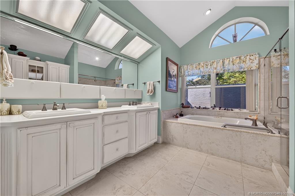 Primary Suite Bath