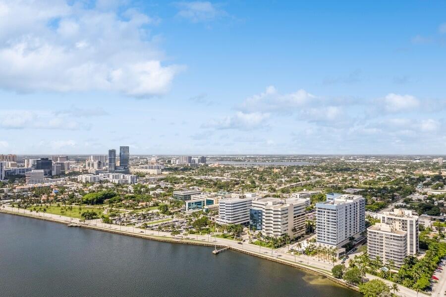 4_1551NFlaglerDr1205_181005_AerialView_S