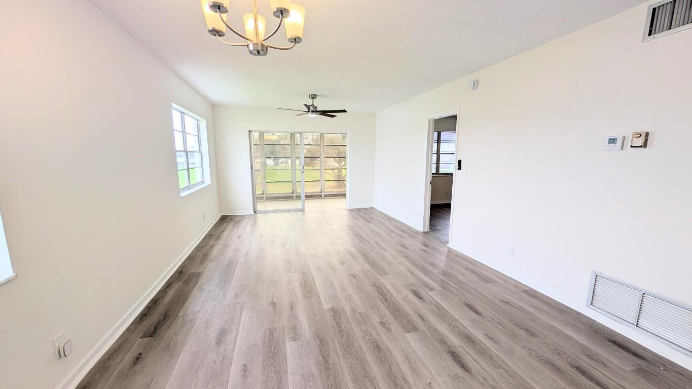 2800 W Golf Boulevard, #219, Pompano Beach, FL 33064