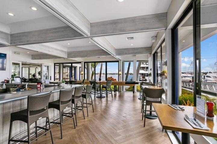 136 Lakeshore Drive, #1010, North Palm Beach, FL 33408