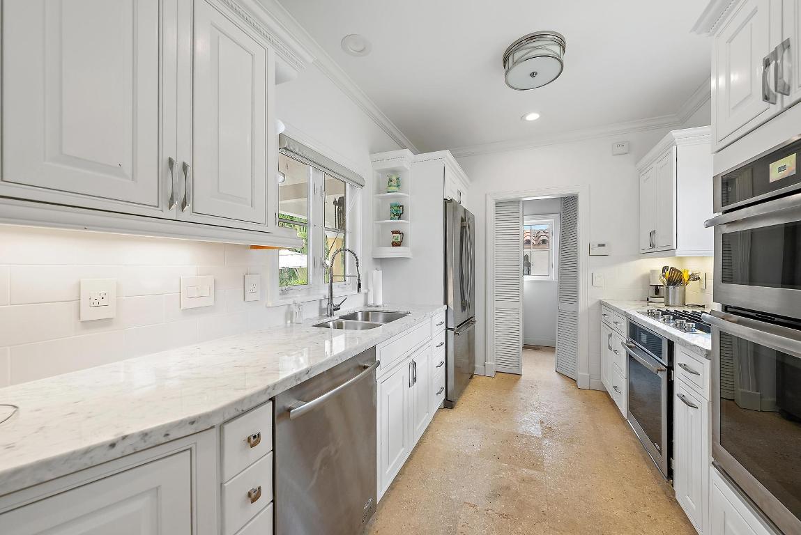 325 Seaspray Avenue, Palm Beach, Palm Beach, FL 33480 325 Seaspray Avenue, Palm Beach, Palm Beach, FL 33480