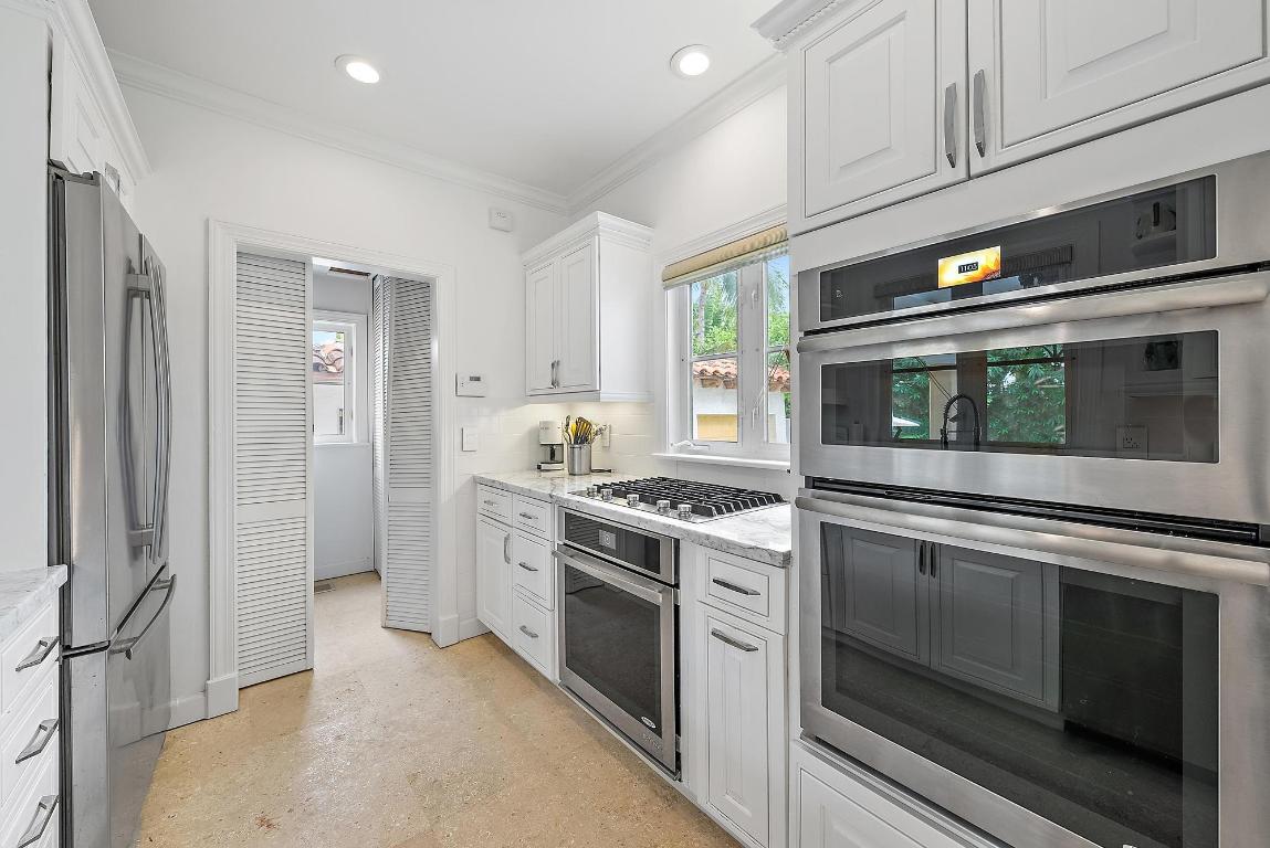 325 Seaspray Avenue, Palm Beach, Palm Beach, FL 33480 325 Seaspray Avenue, Palm Beach, Palm Beach, FL 33480