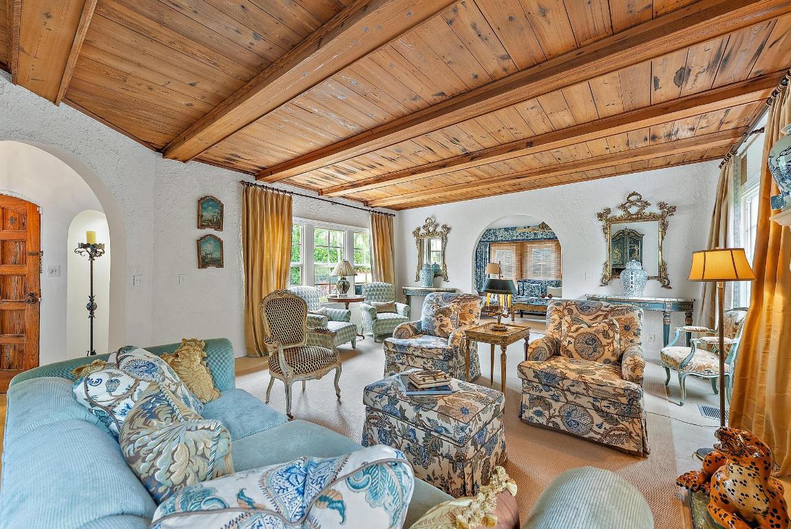 325 Seaspray Avenue, Palm Beach, Palm Beach, FL 33480 325 Seaspray Avenue, Palm Beach, Palm Beach, FL 33480