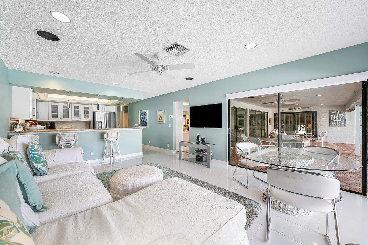 4705 Tree Fern Drive, Delray Beach, FL 33445